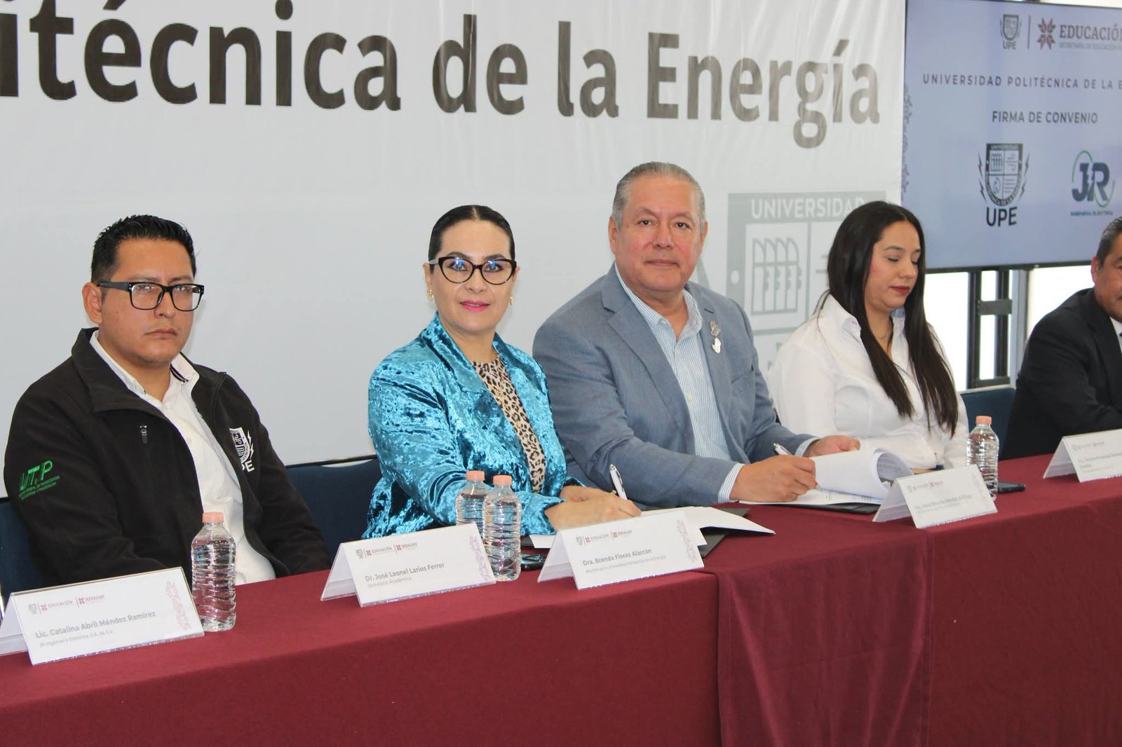 JR Ingeniería Eléctrica fortalece la vinculación académica mediante convenio con la Universidad Politécnica de la Energía